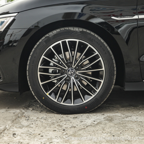 4 Wheels BYD HAN New Energy Electric Vehicle Motors Car Automobile EV BYD Tang Yuan Song Plus Cars